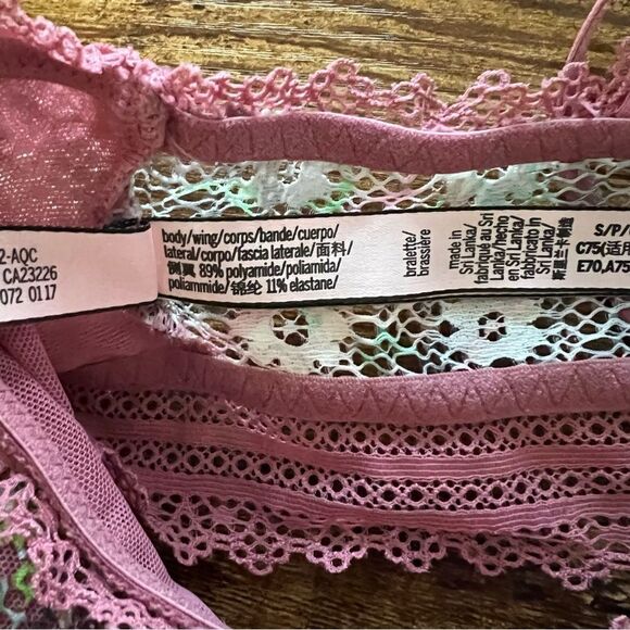 Victorias Secret Dusty Pink Pattern Lace Underwire Cropped Halter Bralette NWOT - Picture 7 of 8